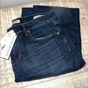 SOLD—- Banana Republic Jeans - size 29 straight leg
